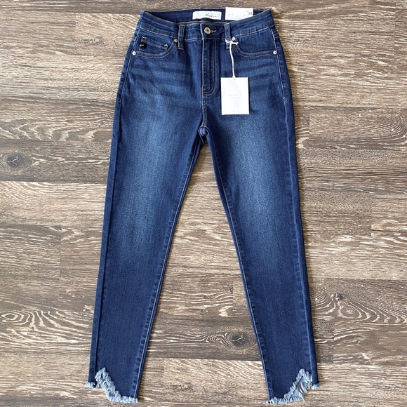 KanCan High Rise Distressed Ankle Skinny- 5/26 - Picture 3 of 7